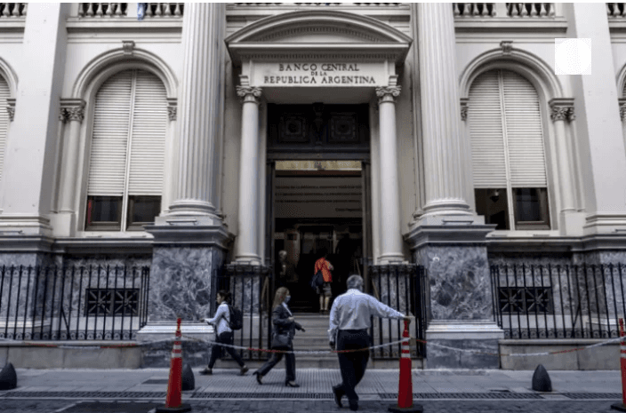 Importaciones: El plan Ahora 4 y el primer test para medir el ritmo de los pagos al exterior